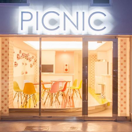 Picnic Hostel Ōsaka Exterior foto